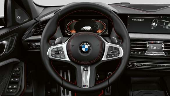 M bőrkormány kontrasztvarrással BMW 128ti, F40, M bőrkormány kontrasztvarrással