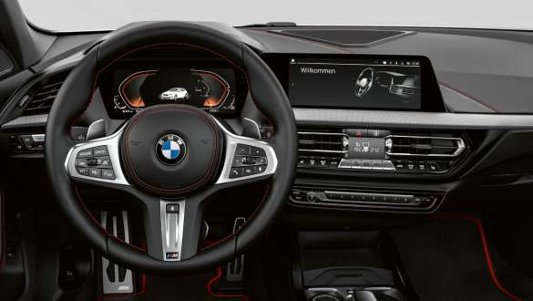 BMW 1, 128ti, F40, kontrasztvarrással ellátott M bőrkormány BMW 1, 128ti, F40, kontrasztvarrással ellátott M bőrkormány