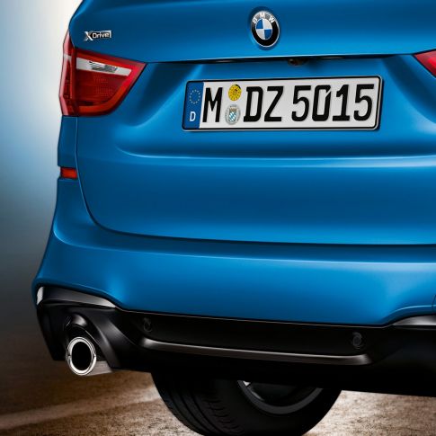 Hátsó szekció, BMW 2 Gran Tourer Hátsó szekció, BMW 2 Gran Tourer, F46, Facelift 2018, Misano kék metál, a far közelről