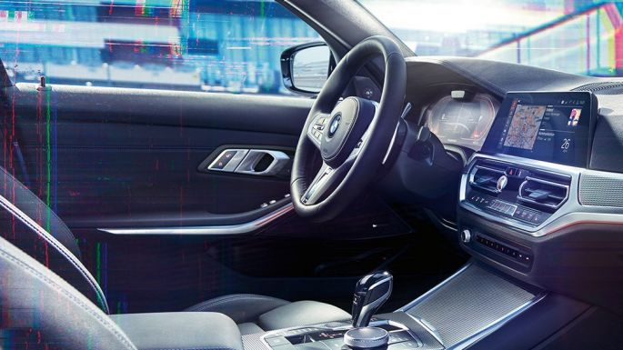 BMW 3-as Limousine, M műszeregység. A BMW 3-as Limousine belső terének közelképe, oldalnézetből a vezetőhely és az M-specifikus kijelzésű műszeregység.