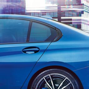 BMW 3-as Limousine, Hofmeister-könyök. A hátsó szélvédő részletes oldalnézete a Hofmeister-könyökkel.