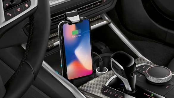 BMW 3 Limousine (G20), BMW univerzális vezeték nélküli töltőállomás. BMW 3 Limousine (G20), BMW univerzális vezeték nélküli töltőállomás.