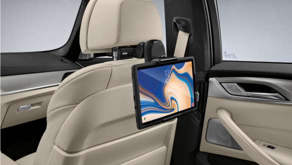 BMW univerzális tartó, BMW 5 Limousine, G30 BMW univerzális tartó védőtokban lévő tabletekhez, Travel & Comfort, BMW 5 Limousine, G30