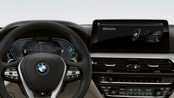 BMW Live Cockpit Professional, BMW 5 Touring, G31, belső tér BMW Live Cockpit Professional, BMW 5 Touring, G31, Facelift 2020, belső tér, műszerfal
