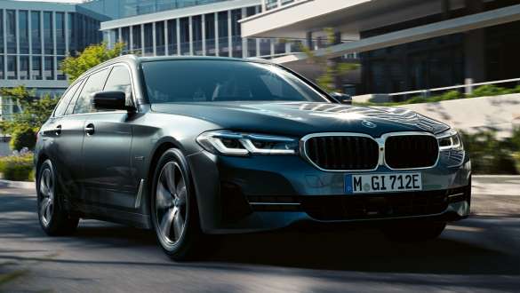 Adaptív futómű, BMW 5 Touring, G31 Adaptív futómű, BMW 5 Touring, G31, Facelift 2020, a Start/Stop gomb közelről