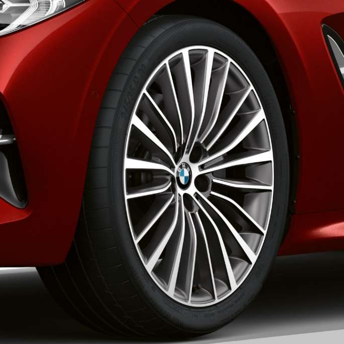 Alapmodell, kerekek BMW 8-as Gran Coupé, alapmodell, kerekek