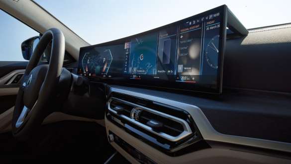 BMW Curved Display, BMW i4, G26, 2021 BMW Curved Display, BMW i4, G26, 2021, központi kijelző, belső tér