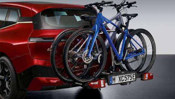 Eredeti BMW Pro 2.0 hátsó kerékpártartó, BMW iX M60, i20, 2022 BMW iX M60, i20, 2022, elektromos SUV, elektromos autó, eredeti BMW Pro 2.0 hátsó kerékpártartó