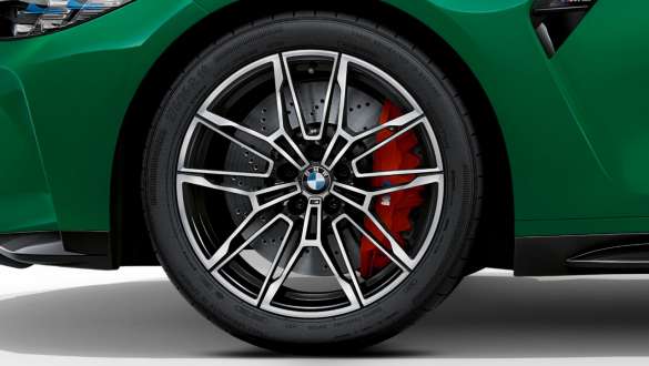 19"/20" M kovácsolt könnyűfém keréktárcsa, duplaküllős 825 M, kétszínű, fekete, BMW M3 Limousine, G80, 2020 BMW M3 Limousine, G80, 2020, 19"/20" M kovácsolt könnyűfém keréktárcsa, 825 M, kétszínű, fekete, közelről