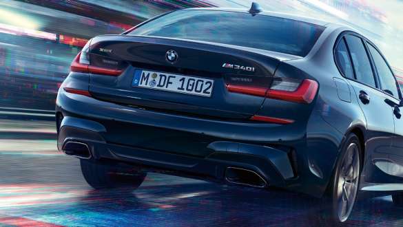 M Sport differenciálmű, BMW M340i xDrive Limousine, G20, 2020 BMW M340i xDrive Limousine, G20, 2020, Zafírfekete metál, M Sport differenciálmű, hátulnézet