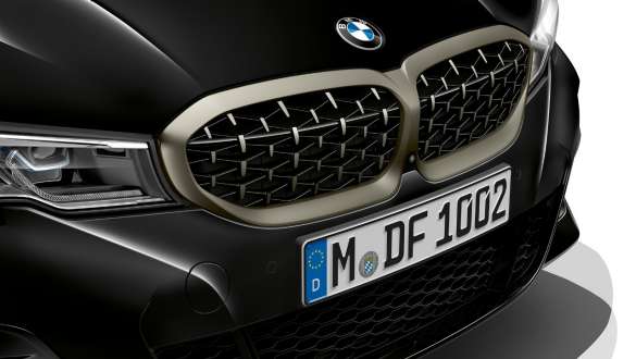 „Mild hibrid” technológia, BMW M340i xDrive Limousine, G20, 2020 BMW M340i xDrive Limousine, G20, 2020, Zafírfekete metál, „mild hibrid” technológia, az orr közelről