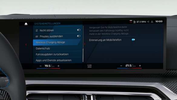 Vezeték nélküli mobiltelefontöltés, BMW 4 Cabrio M modellek, G83, G23 BMW 4 Cabrio M modellek, G83, G23, Vezeték nélküli mobiltelefontöltés