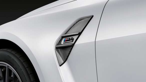 M Performance Air Breather, karbonszálas, BMW M4 Coupé, G82 2020 BMW M4 Coupé G82 2020 M Performance Air Breather, karbonszálas, közelről