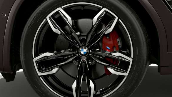 M Sport fék, BMW X4 M40i, M40d, G02 LCI, 2021 BMW X4 M40i, M40d, G02 LCI, 2021 Facelift, az M Sport fék közelről