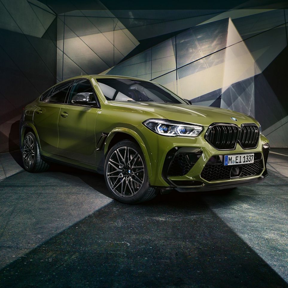 M dupla vese, BMW X6 M Competition M dupla vese, BMW X6 M Competition, F96, BMW Individual Urban zöld speciális fényezés, SUV, rézsútos elölnézet