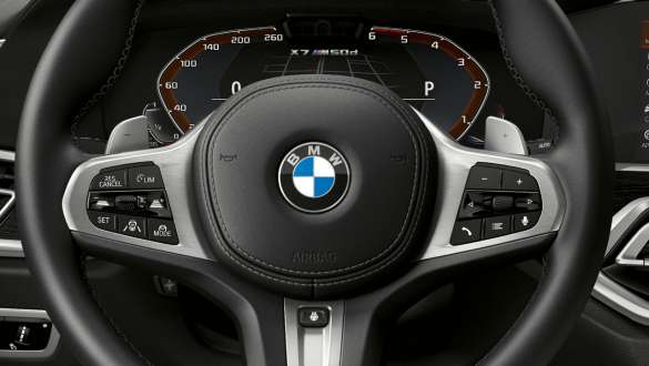 BMW X7 M modellek Steptronic Sport sebességváltóval, G07, 2019 BMW X7 M modellek Steptronic Sport sebességváltóval, G07, 2019, műszerfal