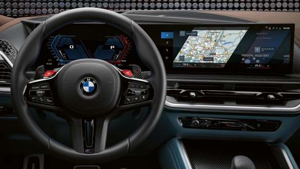 M-specifikus megjelenítési koncepció a 8-as verziószámú BMW operációs rendszertől BMW XM, G09, M-specifikus megjelenítési koncepció a 8-as verziószámú operációs rendszertől