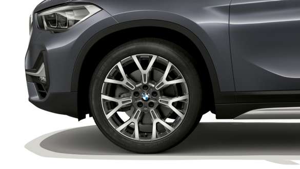 BMW X1, F48 LCI, 19" könnyűfém keréktárcsa BMW X1, F48 LCI, a 19" könnyűfém keréktárcsa