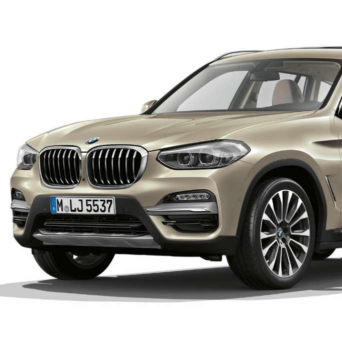 BMW X3 M40i, Luxury Line modell, háromnegyedes elölnézet BMW X3 M40i, Luxury Line modell, háromnegyedes elölnézet