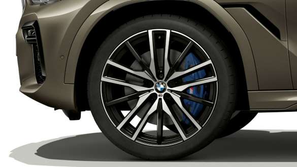 22" M könnyűfém keréktárcsák, duplaküllős 742 M, Jet fekete, elöl és hátul eltérő méretű gumiabroncsokkal, BMW X6, G06, 2019 22" M könnyűfém keréktárcsák, duplaküllős 742 M, Jet fekete, elöl és hátul eltérő méretű gumiabroncsokkal, BMW X6, G06, 2019