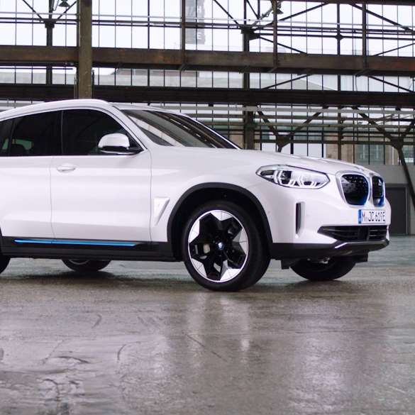 BMW iX3, G08, 2020, hálózati megoldások, videó BMW iX3, G08, 2020, Kristály fehér metál, hálózati megoldások, videó
