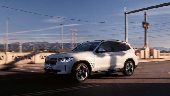 BMW IconicSounds Electric, BMW iX3, G08 BMW IconicSounds Electric, BMW iX3, G08, 2020, utcai haladás