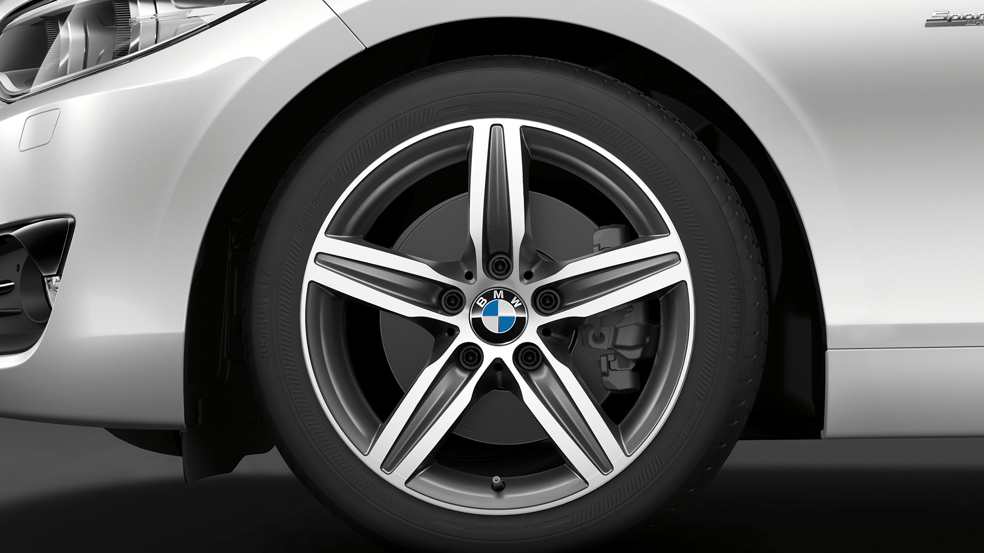 BMW 2-es Cabrio, a Sport Line modell keréktárcsái BMW 2-es Cabrio, a Sport Line modell keréktárcsái