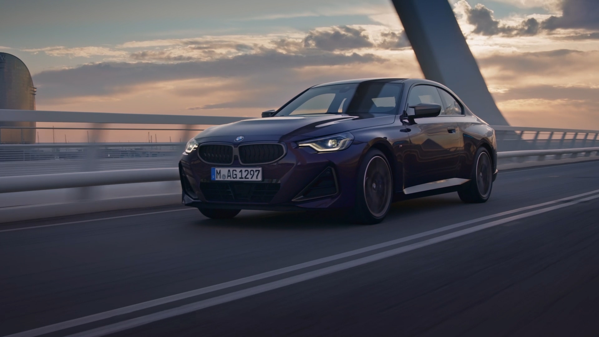 BMW 2 Coupé, G42, 2021, a menetdinamikai jellemzőket bemutató videó BMW 2 Coupé, G42, 2021, a menetdinamikai jellemzőket bemutató videó