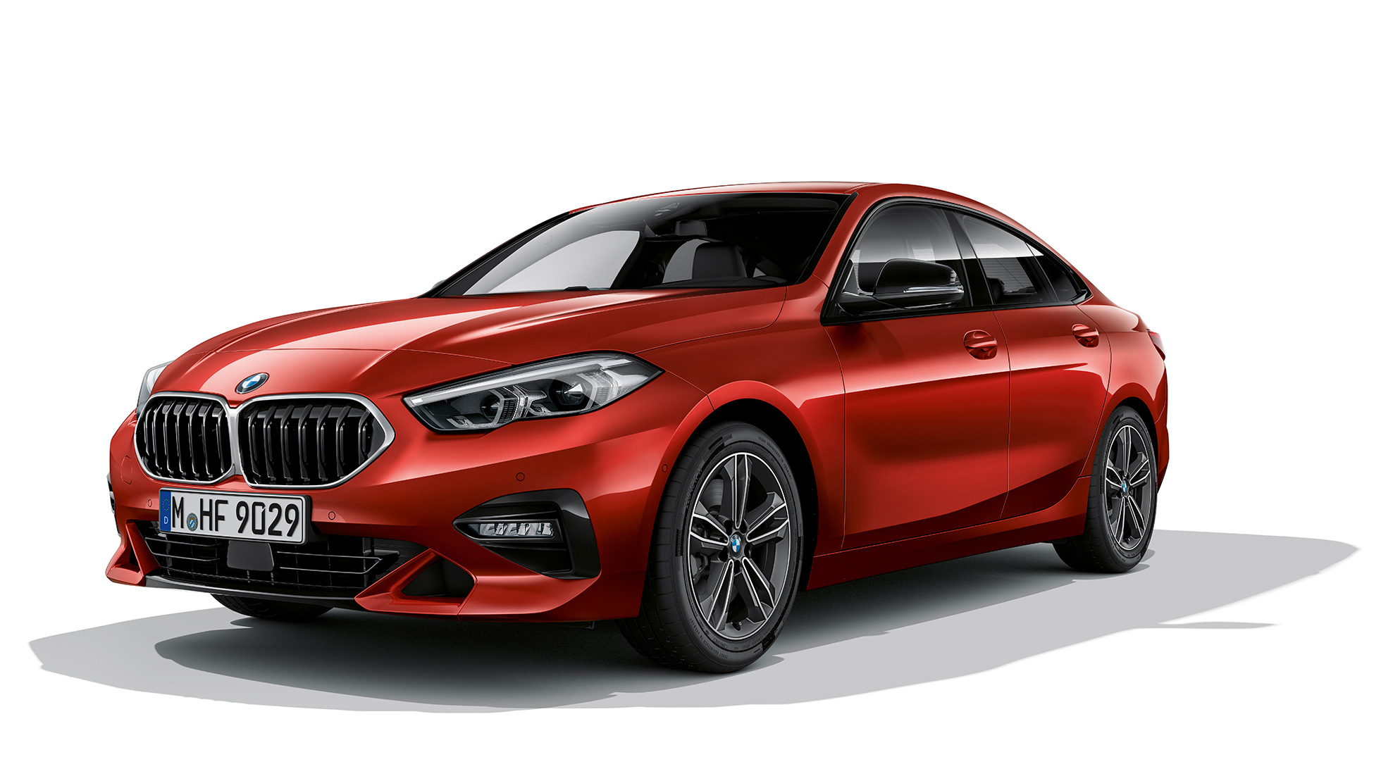 BMW vesék, BMW 2 Gran Coupé, Sport Line modell BMW vesék krómozott kerettel, BMW 2 Gran Coupé, Sport Line modell, Melbourne vörös, F44, rézsútos oldalnézet