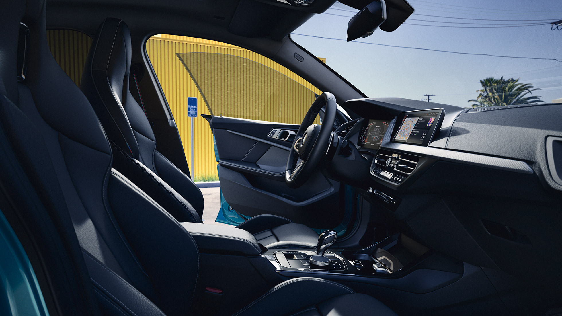 BMW 2 Gran Coupé, BMW Live Cockpit Professional BMW 2 Gran Coupé BMW Live Cockpit Professional kijelzőrendszerrel, F44, belső tér