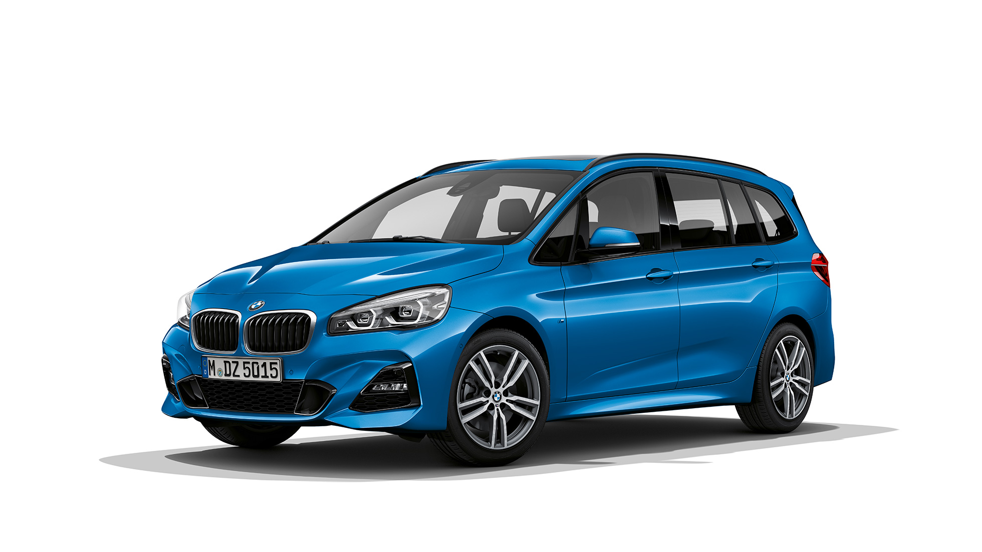 Rézsútos elölnézet, BMW 2 Gran Tourer, M Sport modell BMW 2 Gran Tourer 220d xDrive, M Sport modell, F46, Misano kék metál, rézsútos elölnézet