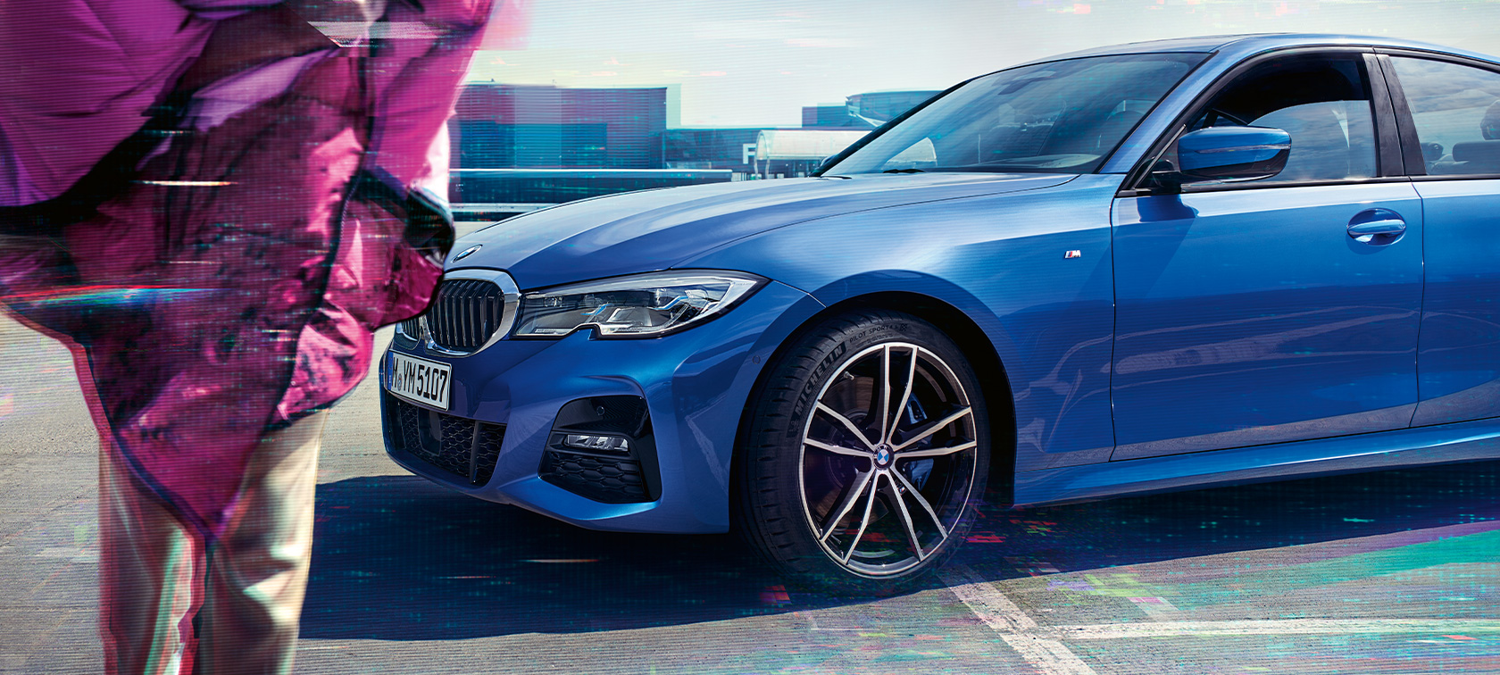 vezetőt segítő rendszerek, BMW 3 Limousine BMW 3 Limousine, BMW 330i, vezetőt segítő rendszerek, hálózati megoldások