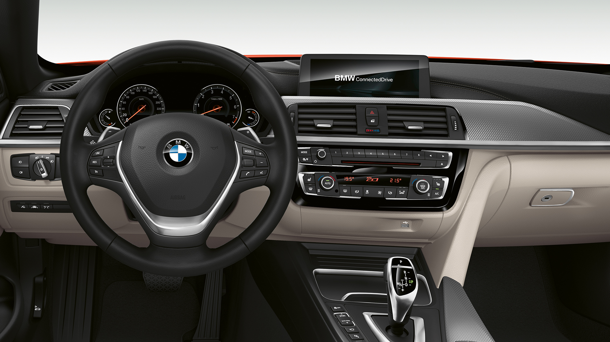 BMW 4-es Cabrio, a Luxury Line modell műszerfala BMW 4-es Cabrio, a Luxury Line modell műszerfala