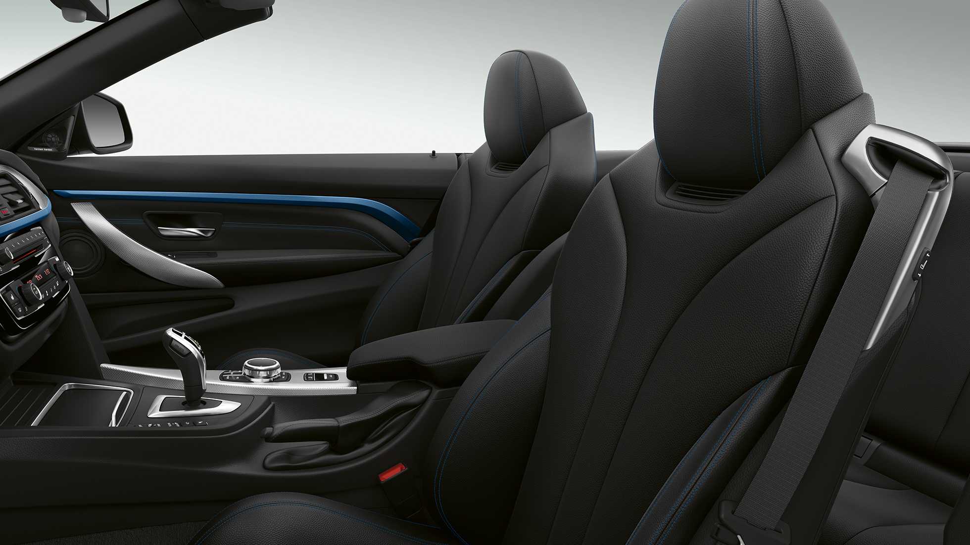 BMW 4-es Cabrio, az M Sport modell belső tere BMW 4-es Cabrio, az M Sport modell belső tere
