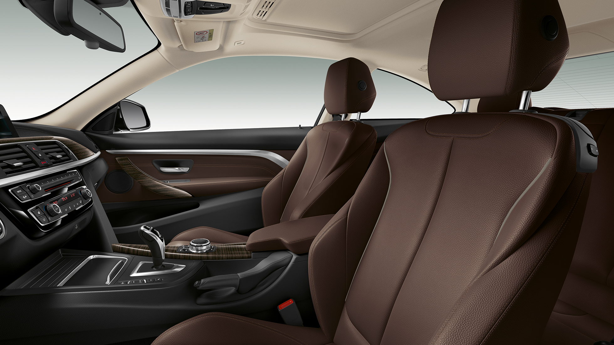 BMW 4-es Coupé, a Luxury Line modell belső tere BMW 4-es Coupé, a Luxury Line modell belső tere