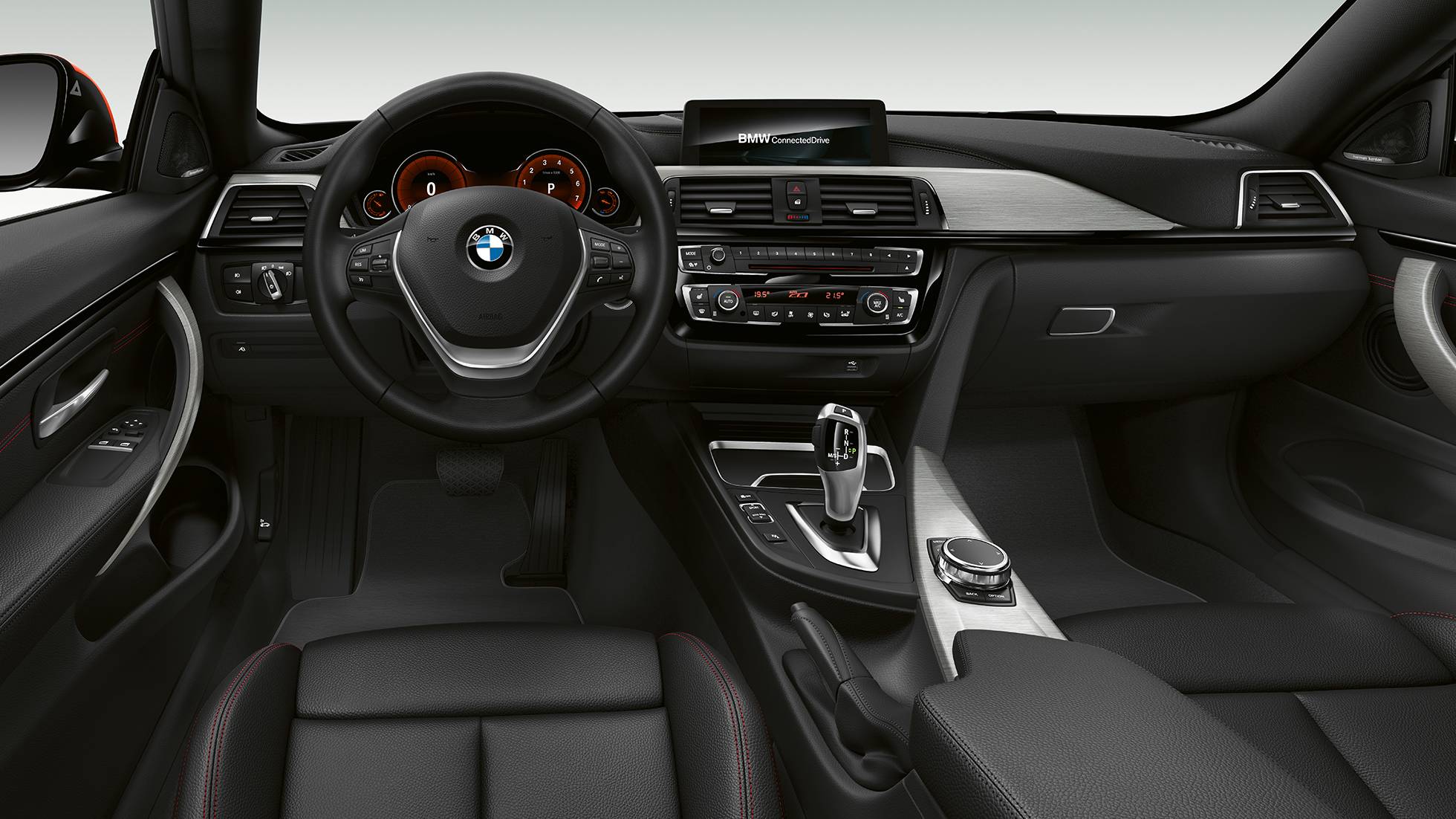 BMW 4-es Coupé, a Sport Line modell műszerfala BMW 4-es Coupé, a Sport Line modell műszerfala