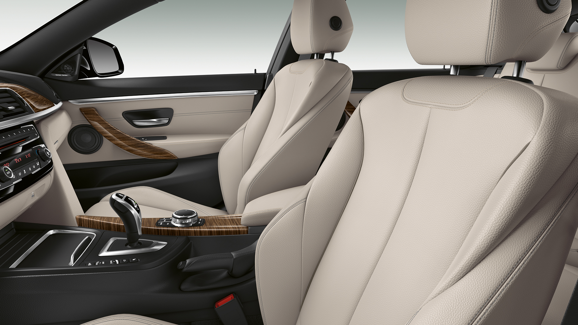BMW 4-es Gran Coupé, a Luxury Line modell belső tere BMW 4-es Gran Coupé, a Luxury Line modell belső tere