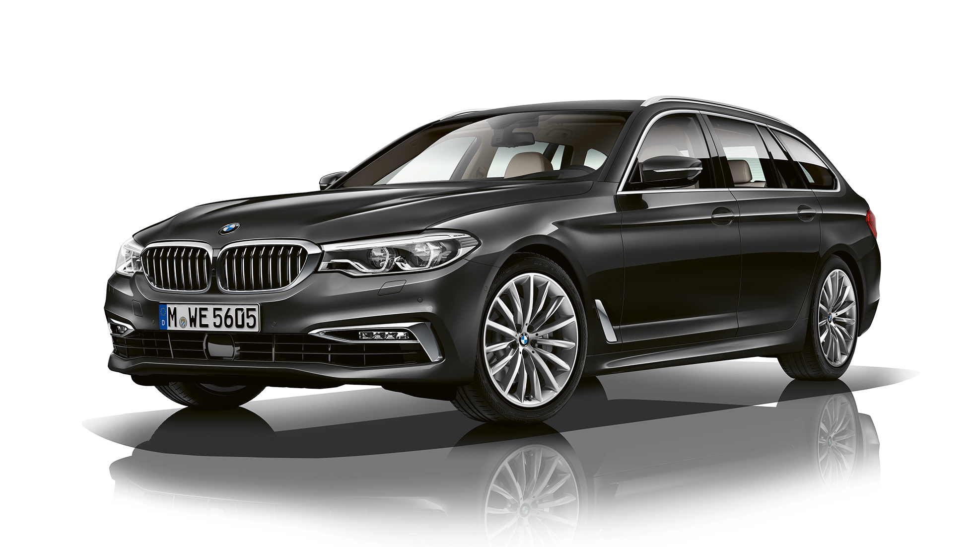 Luxury Line, rézsútos elölnézet, BMW 5 Touring Luxury Line, BMW 5 Touring, 540i xDrive Touring, G31, Sophisto szürke metál briliáns hatással, rézsútos elölnézet