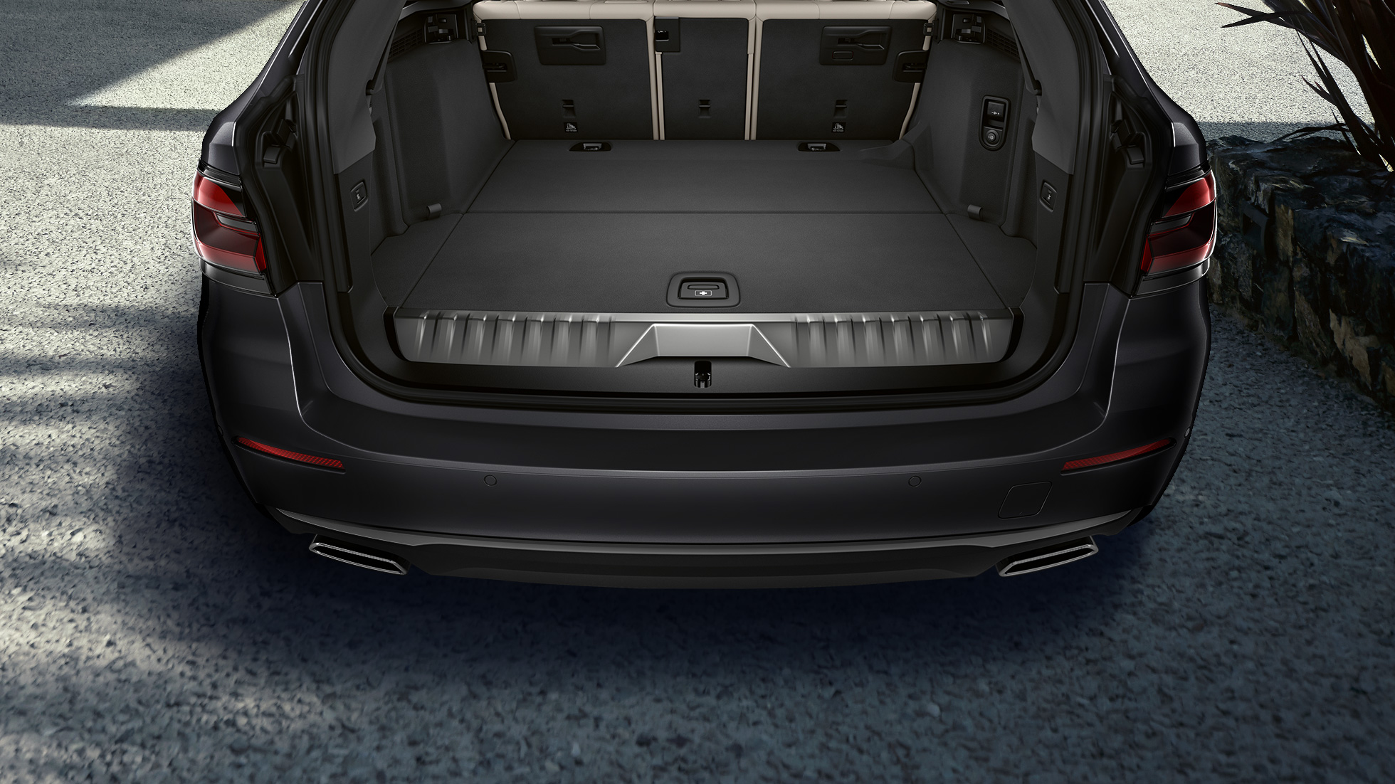 Csomagtér, BMW 5 Touring, G31 Csomagtér, BMW 5 Touring, G31, Facelift 2020, Sophisto szürke