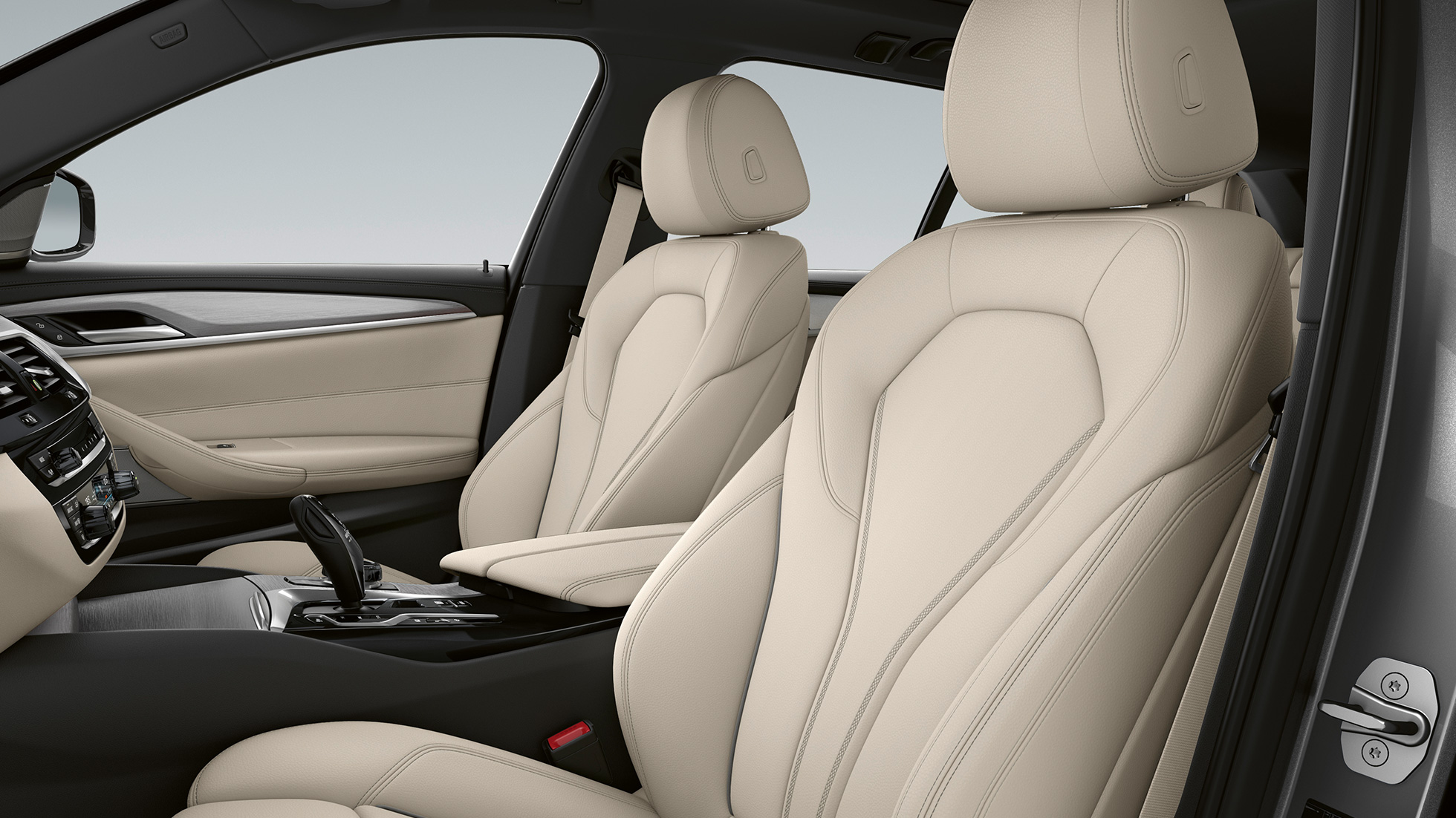 Kárpit, BMW 5 Touring, G31, alapfelszereltségű modell Elefántcsont Dakota bőrkárpit exkluzív varrással és kontrasztszegéllyel, BMW 5 Touring, 530i, G31, 2020, alapfelszereltségű modell, belső tér
