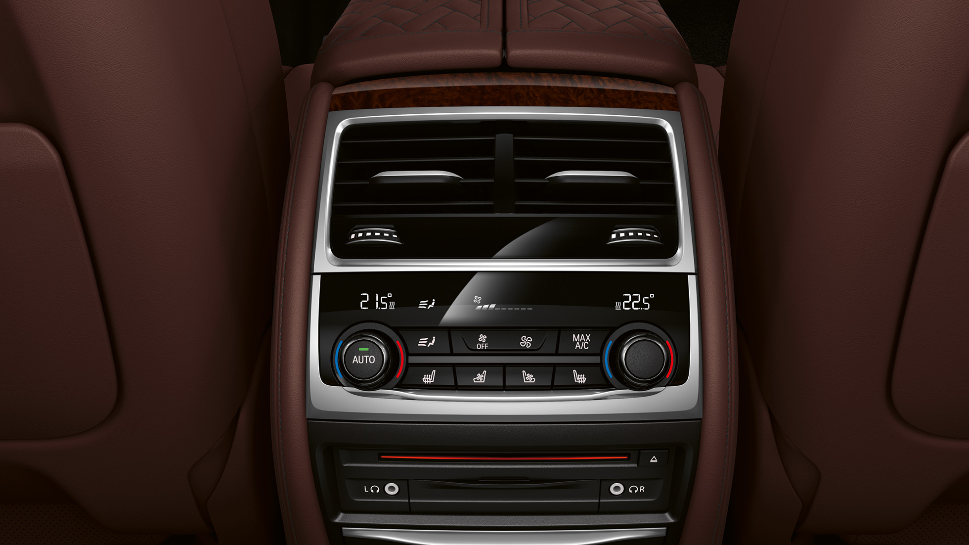 Egy M Sport csomaggal ellátott BMW 7-es Limousine, klímavezérlő panel M Sport csomaggal ellátott BMW 7-es Limousine: a klímavezérlő panel közelről