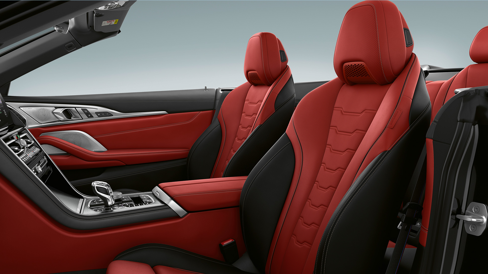 BMW M850i xDrive, Karbonfekete metál, Fiona vörös/Fekete, kibővített tartalmú BMW Individual Merino bőrkárpit. BMW M850i xDrive, Karbonfekete metál, Fiona vörös/Fekete, kibővített tartalmú BMW Individual Merino bőrkárpit.