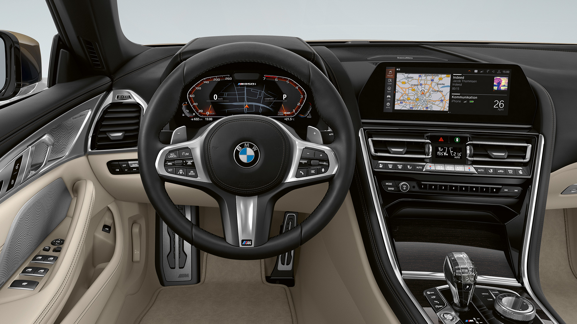 BMW M850i xDrive, Dravit szürke metál, műszerfal az M bőrkormánnyal. BMW M850i xDrive, Dravit szürke metál, műszerfal az M bőrkormánnyal.