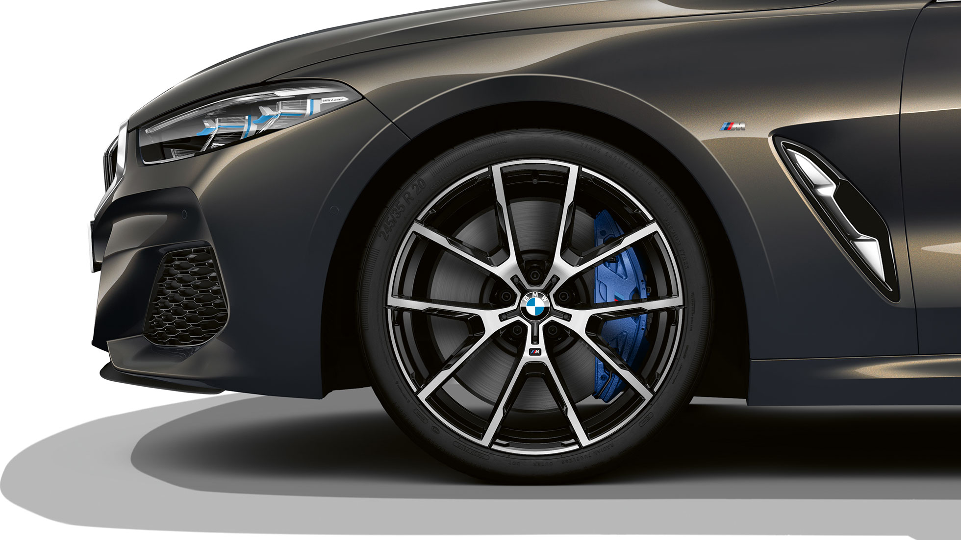 BMW M850i xDrive, Dravit szürke metál, 20” könnyűfém keréktárcsák, Y-küllős 728 M. BMW M850i xDrive, Dravit szürke metál, 20” könnyűfém keréktárcsák, Y-küllős 728 M.