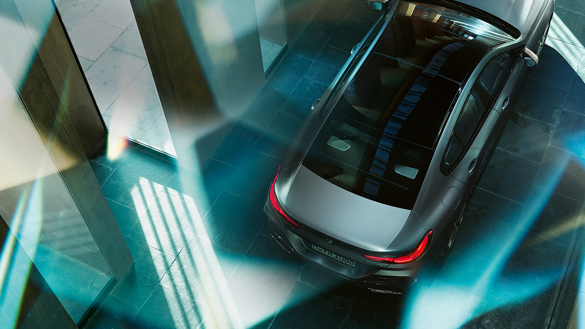 Nagyméretű üvegfelülettel rendelkező Panoráma üvegtető BMW 8-as Gran Coupé, nagyméretű üvegfelülettel rendelkező Panoráma üvegtető