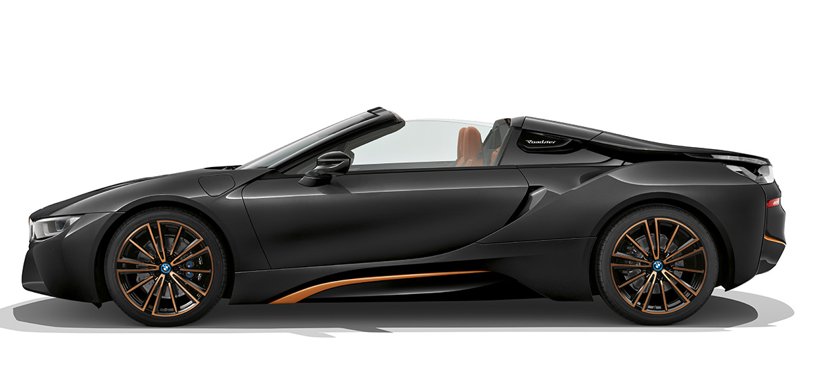 BMW i8 Roadster Ultimate Sophisto Edition, oldalnézet BMW i8 Roadster Ultimate Sophisto Edition, Sophisto szürke, oldalnézet