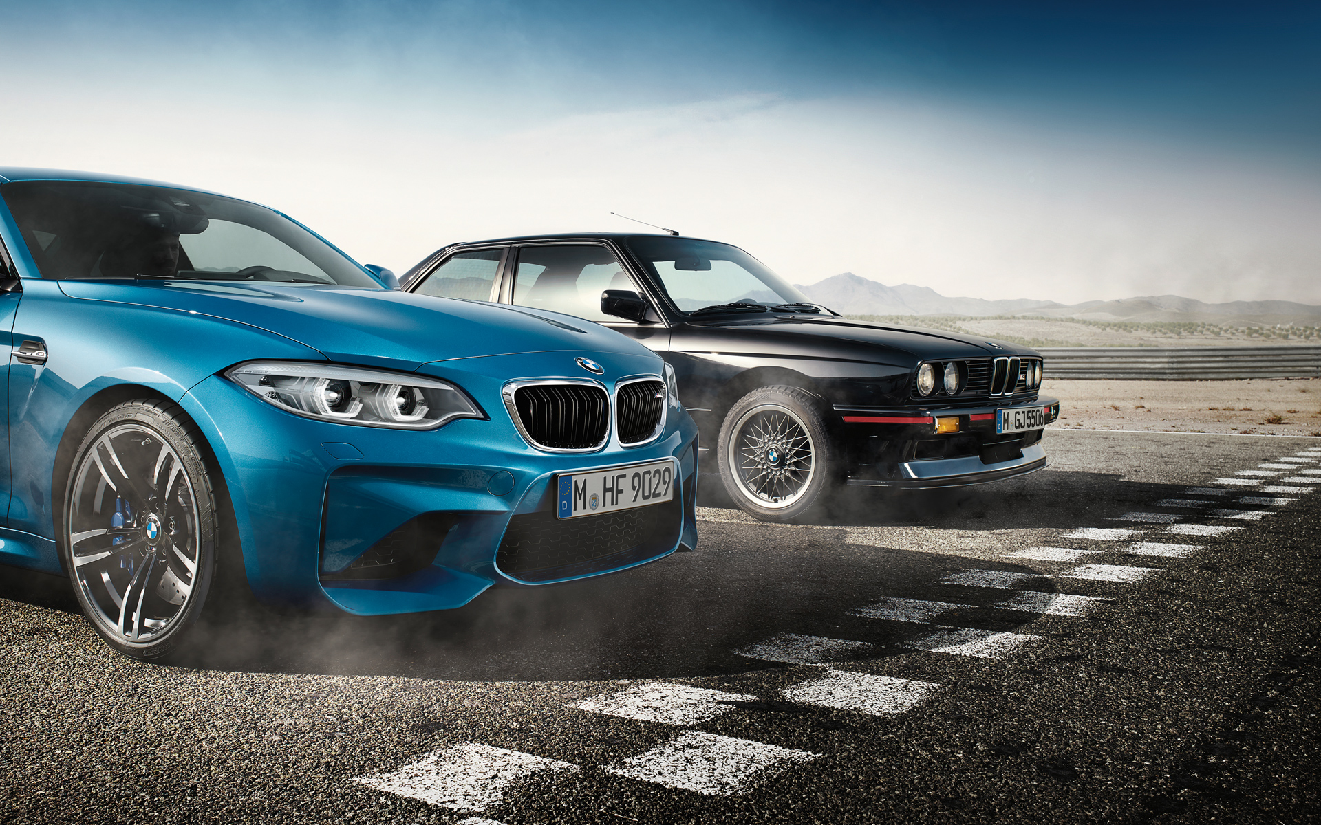 A dizájn és a szellemiség a BMW M GmbH hagyományaiból. A dizájn és a szellemiség a BMW M GmbH hagyományaiból.