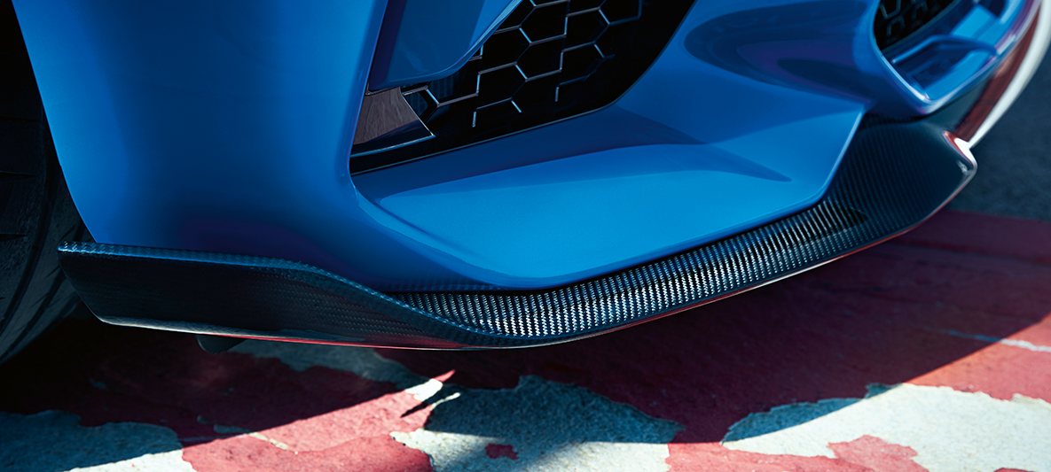 Első légterelő él, BMW M2 CS Első légterelő él, BMW M2 CS, Misano kék metál, részlet