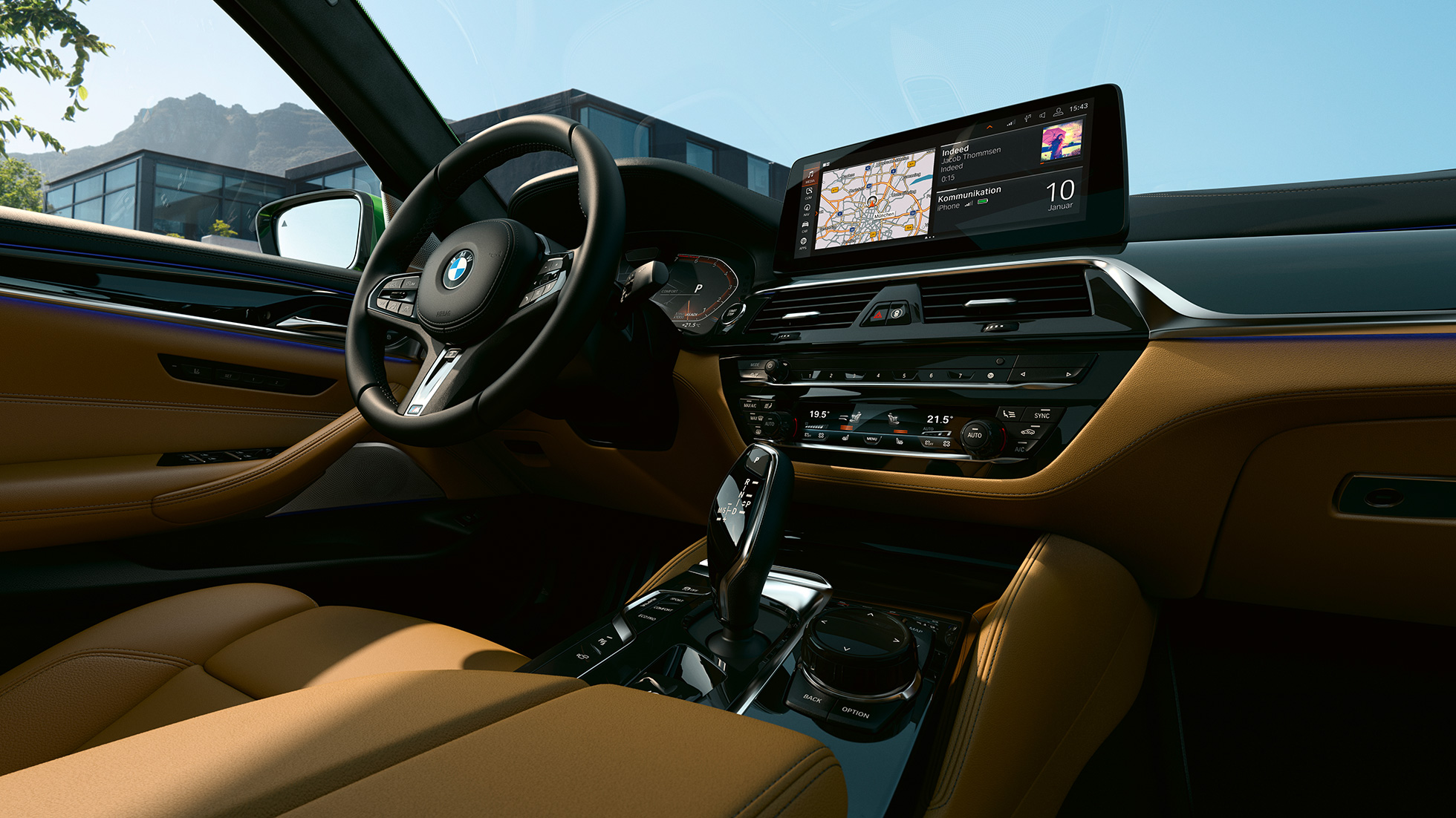 BMW M550i xDrive Limousine, G30 LCI, műszerfal a 12,3'' méretű központi kijelzővel BMW M550i xDrive Limousine, G30 LCI, műszerfal a 12,3'' méretű központi kijelzővel