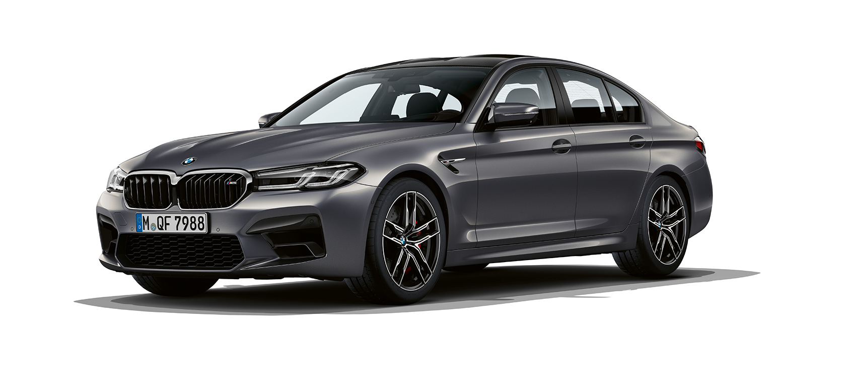 BMW M5, F90, 2020, rézsútos elölnézet BMW M5, F90 LCI, Facelift 2020, Brands Hatch szürke metál, rézsútos elölnézet